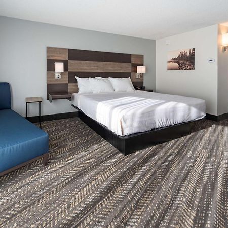 Best Western Plus Wausau Tower Inn Bagian luar foto