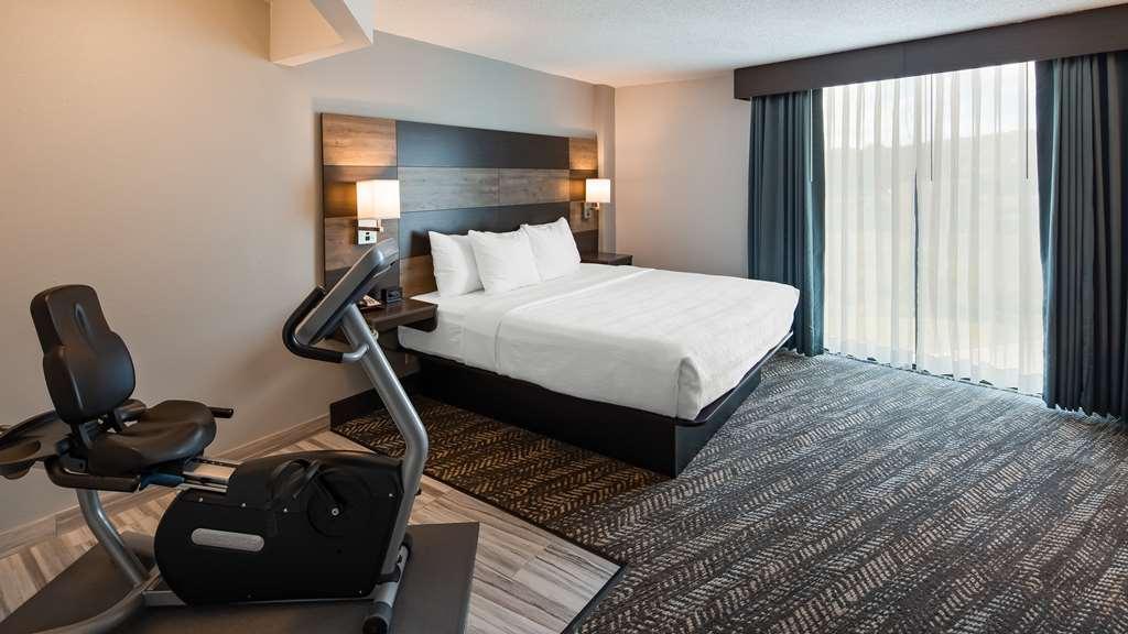 Best Western Plus Wausau Tower Inn Ruang foto