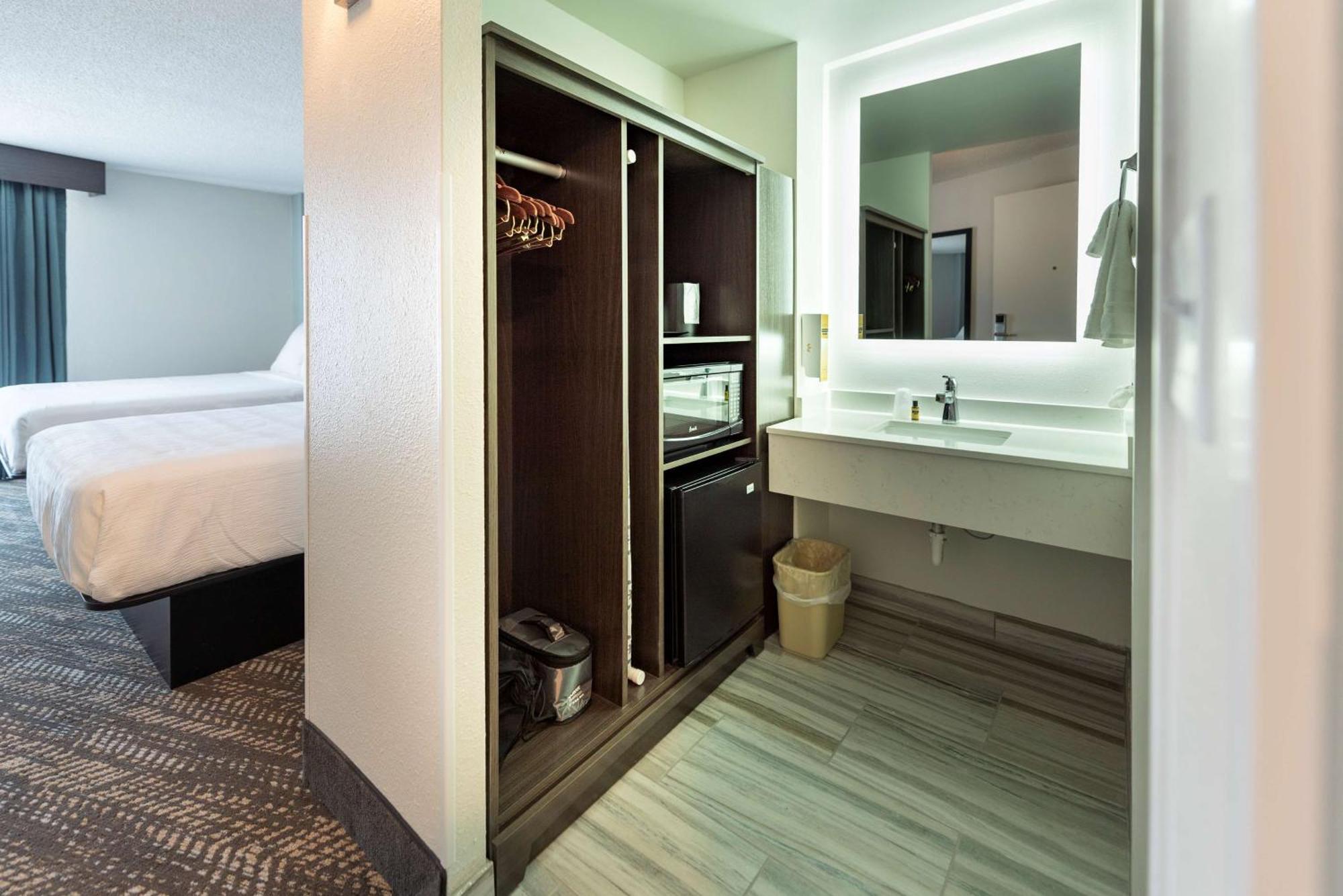 Best Western Plus Wausau Tower Inn Bagian luar foto