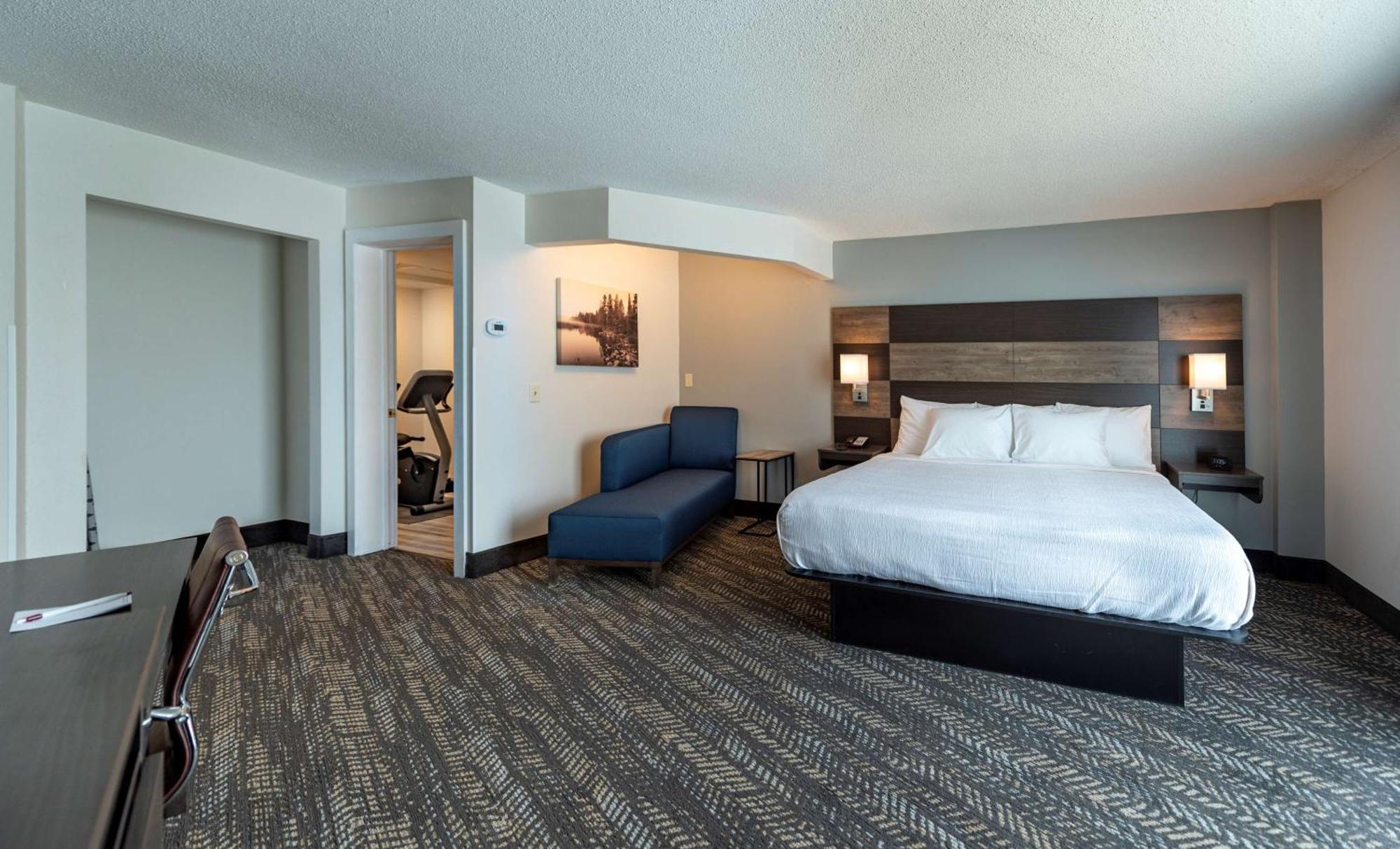 Best Western Plus Wausau Tower Inn Bagian luar foto